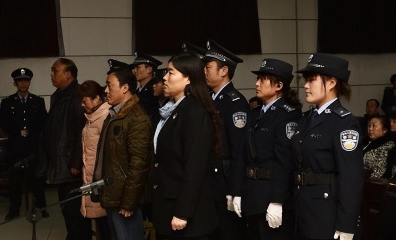 2013年产科主任贩婴被判死缓,专挑熟人下手,案发曾欲用2万私了