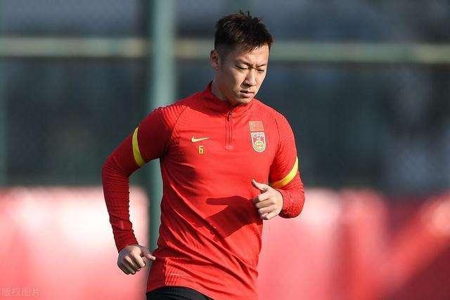 徐新|有奶便是娘让知遇之恩变为空话，郝伟四个字回应徐新离开