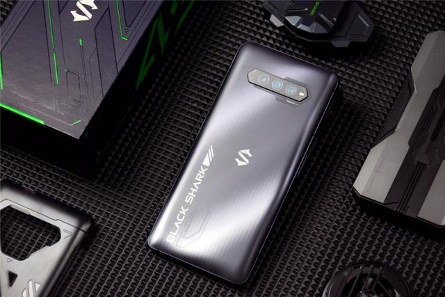 天玑9000|黑鲨5S蓄势待发,天玑9000坐镇,16+512GB低至4699