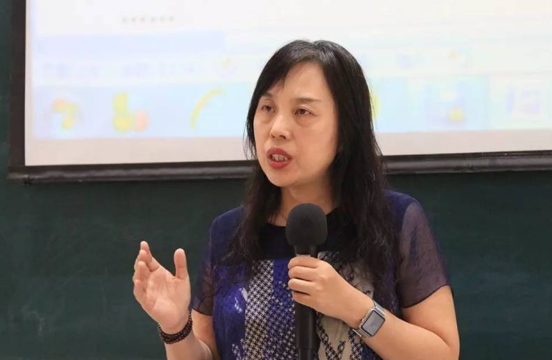 教师|快要卷成麻花了！河南教师招聘门槛引争议，师范生成了C9“陪练”