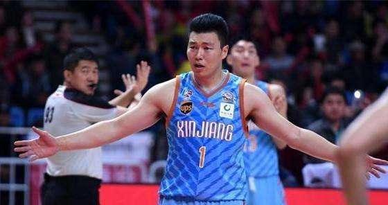 李根|33岁中国男篮名将喜获顶薪大合同，协助球队冲击总冠军，正式签约