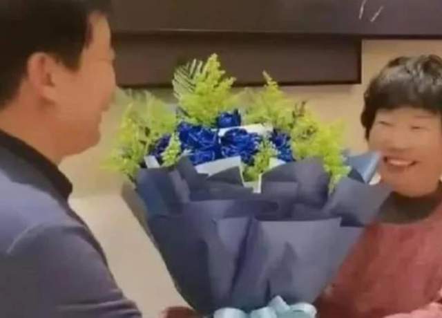 杜新枝|承受不住?杜新枝发文喊话官方早点判决,并再次透露自己身患癌症