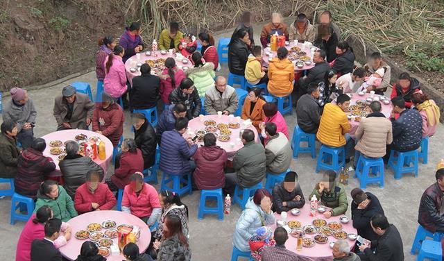 案例:女子为买车向公公借10万,遭拒后一把火将家点燃