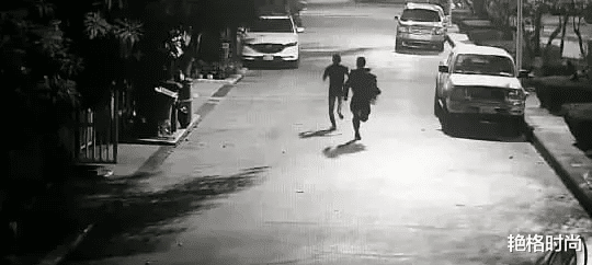 大爷半夜唱歌扰民 翌日头颅悬挂篮筐 小区居民无一例外：该死