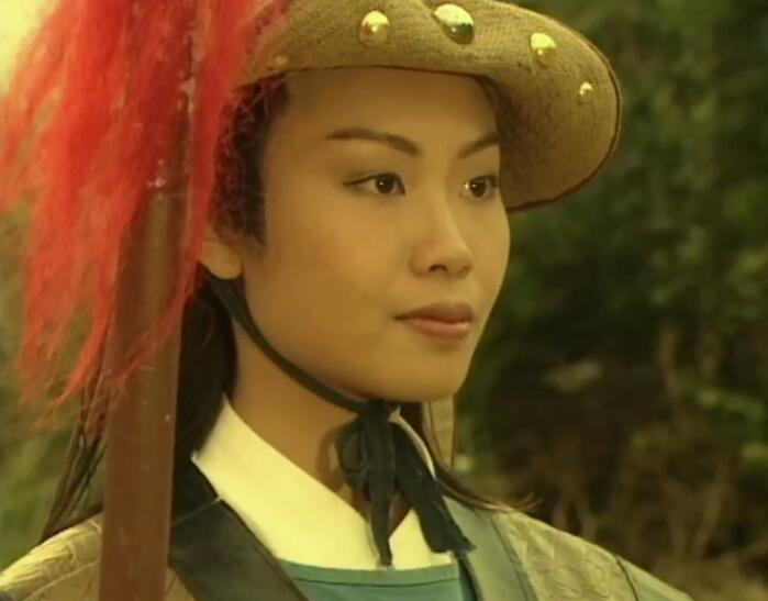 花木兰|巾帼英雄别硬演，10版花木兰对比，有人英姿飒爽，有人却油腻耍帅