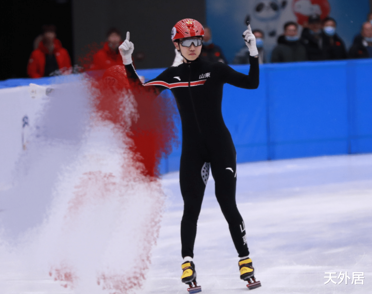 中超|公开道歉！00后小将摆烂，屏蔽“奥运+训练+比赛+世锦赛+2026”