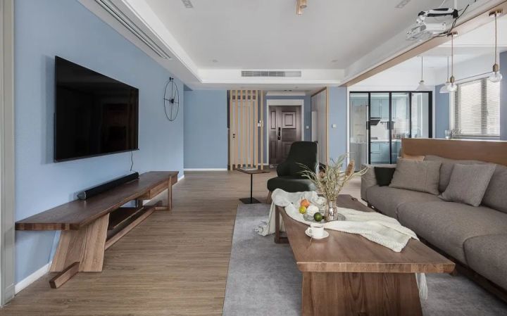 128平北欧风三居室 灰蓝色调+温润木质打造生活的柔和质感