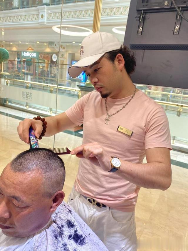 我,误入传销开理发店智斗团伙,骑电动车进藏一路囧途快意人生