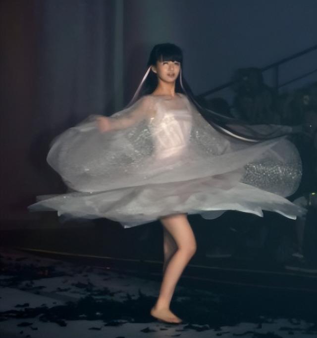 童星|幼年时灵气逼人，成年却胖成“土肥圆”，这七位发福的童星太可惜