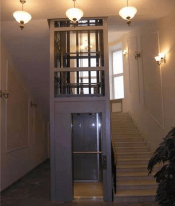 在家里装小电梯,复式楼不用再爬楼梯了,不占地又能升值!