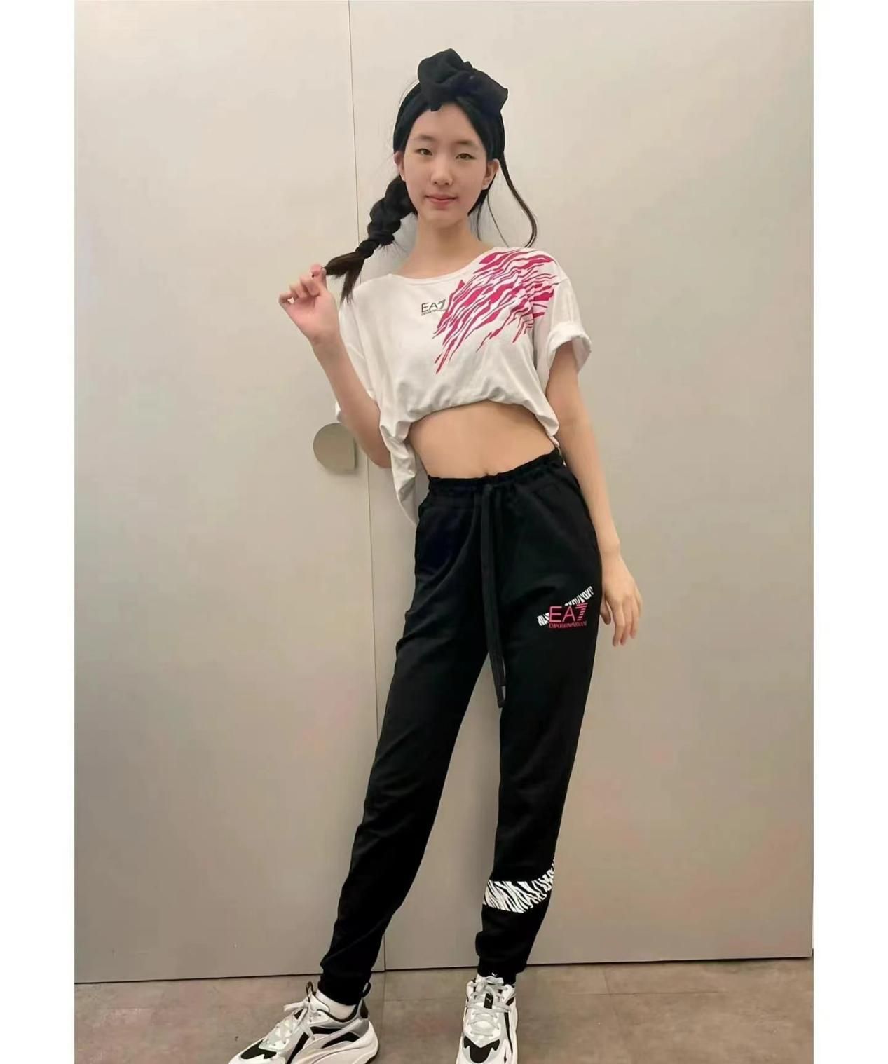 小S|许俏妞真不愧是小S的骄傲！容貌越长大越出挑，上镜还自带高级感