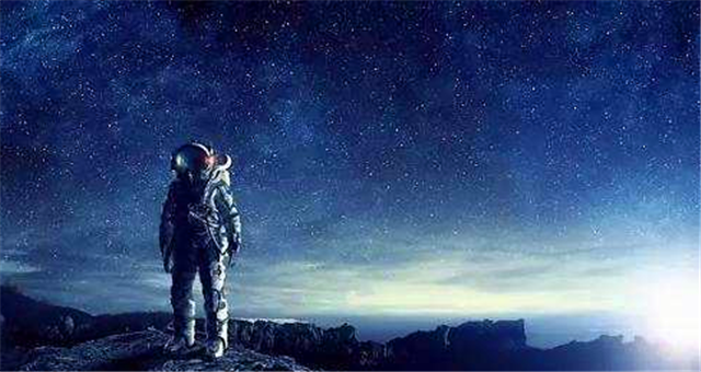 65年前被送上太空的流浪狗,漂浮于地球上空,是英雄还是悲哀?