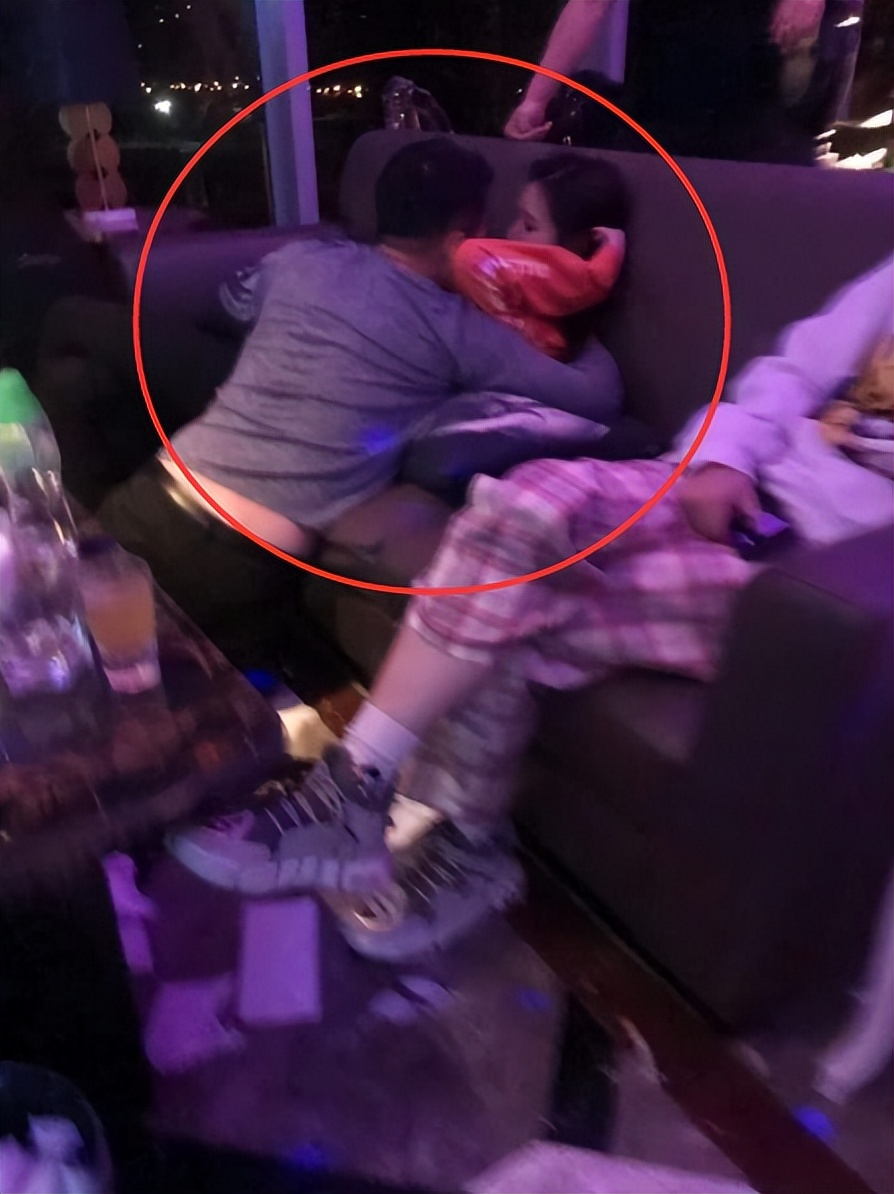 汪小菲|?汪小菲婚内出轨证据曝光!醉酒后当场搂住女方,后面动作更大胆