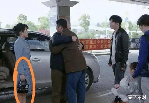 8位“豪气冲天”的明星，有人用4万元的手机壳，有人装修花千万