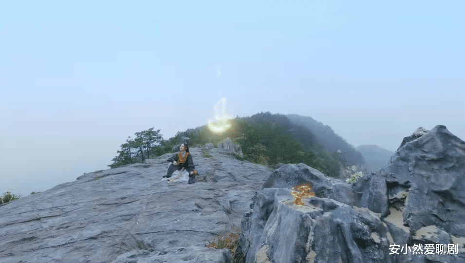 灵芝|与君初相识：三月取灵芝遇到危险，离殊舍命相救，再也无法复活