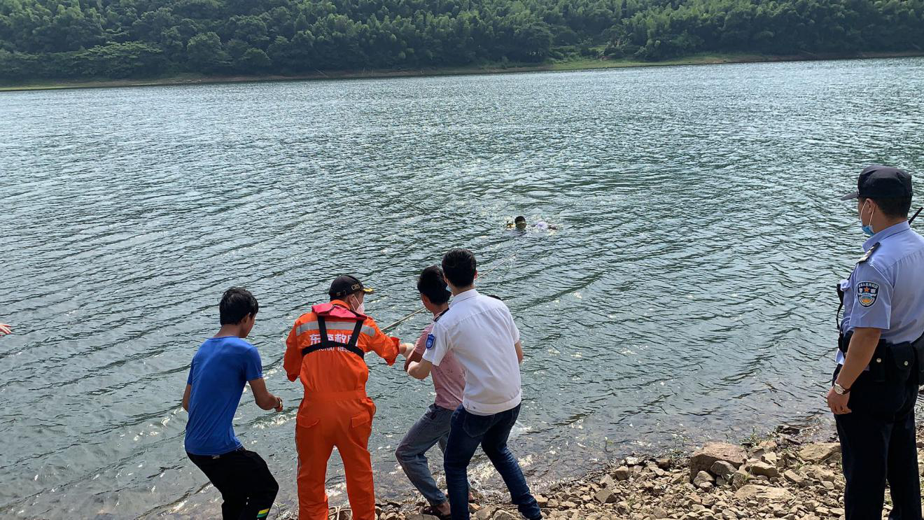 饵料|渔乐杂谈：夏季野外钓鱼安全篇02——六大规避危险的意识不可少！