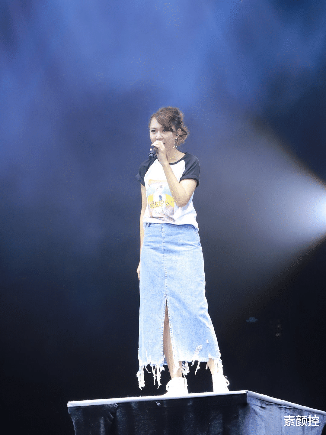 卓依婷|卓依婷曾经被观众大喊:你个冒牌货,滚下去,卓依婷已经去世了