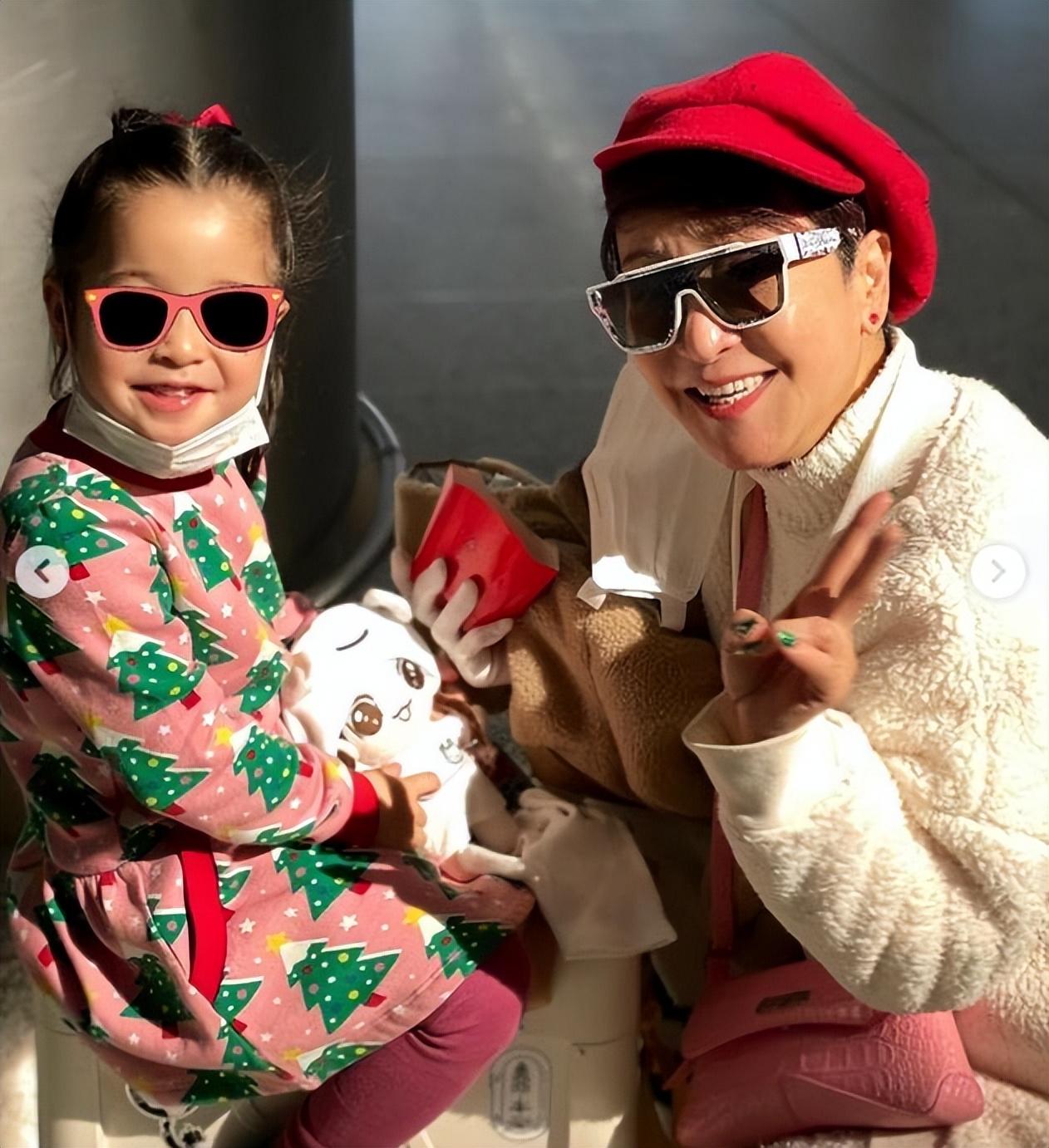 谢贤|谢霆锋全家新年聚会,86岁谢贤老得太快,场面温馨又幸福