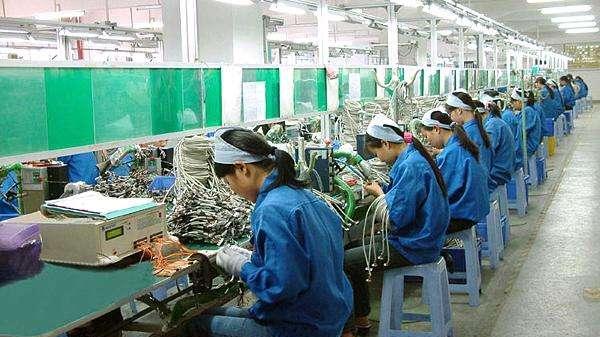 招聘|为什么工厂长期招聘普工，工资4500都没人去？打工妹说出真实原因