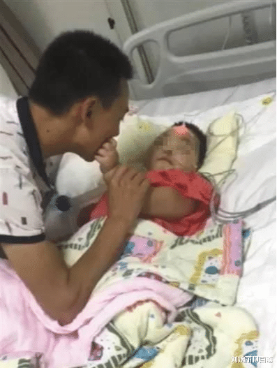 1岁女童哭闹阻碍生母与情夫“亲热”,被虐至心脏停跳