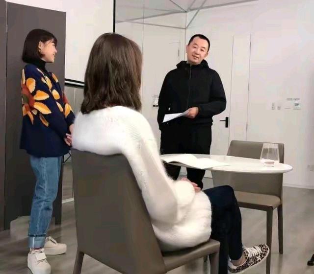 李易峰|黄海波翻车后以开表演班为生,那么李易峰今后会干嘛呢