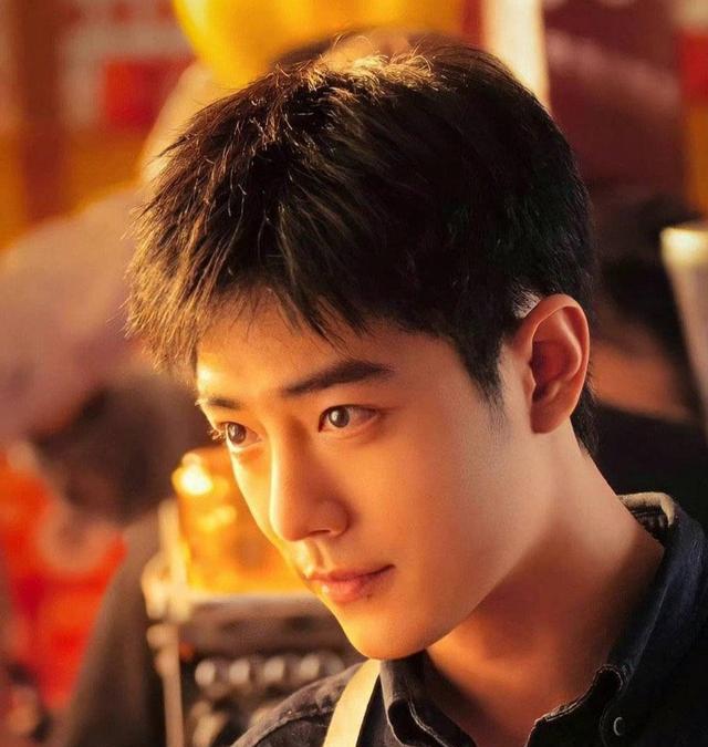 肖战|“教导主任”肖战倡议低调庆生,爱是汹涌炙热,爱更是细水长流