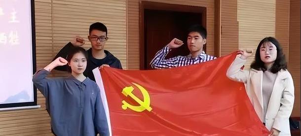 招聘|国税局直属单位开启招聘,学历门槛本科以上,年薪十万且有编制