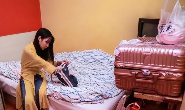 三亚|租房“灰色交易”再现?每月定期提供服务可以抵房租,行为太荒唐