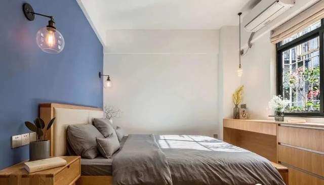 砸掉两面墙,5.8万改81㎡三居室比120㎡都宽敞,惊呆