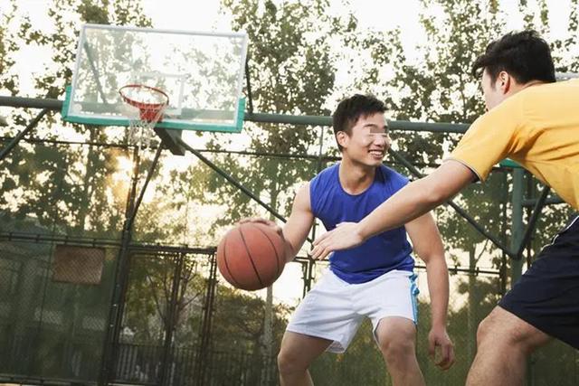 案例:女子被儿子同学侵犯后选择忍受,只因看见儿子被绑架的照片