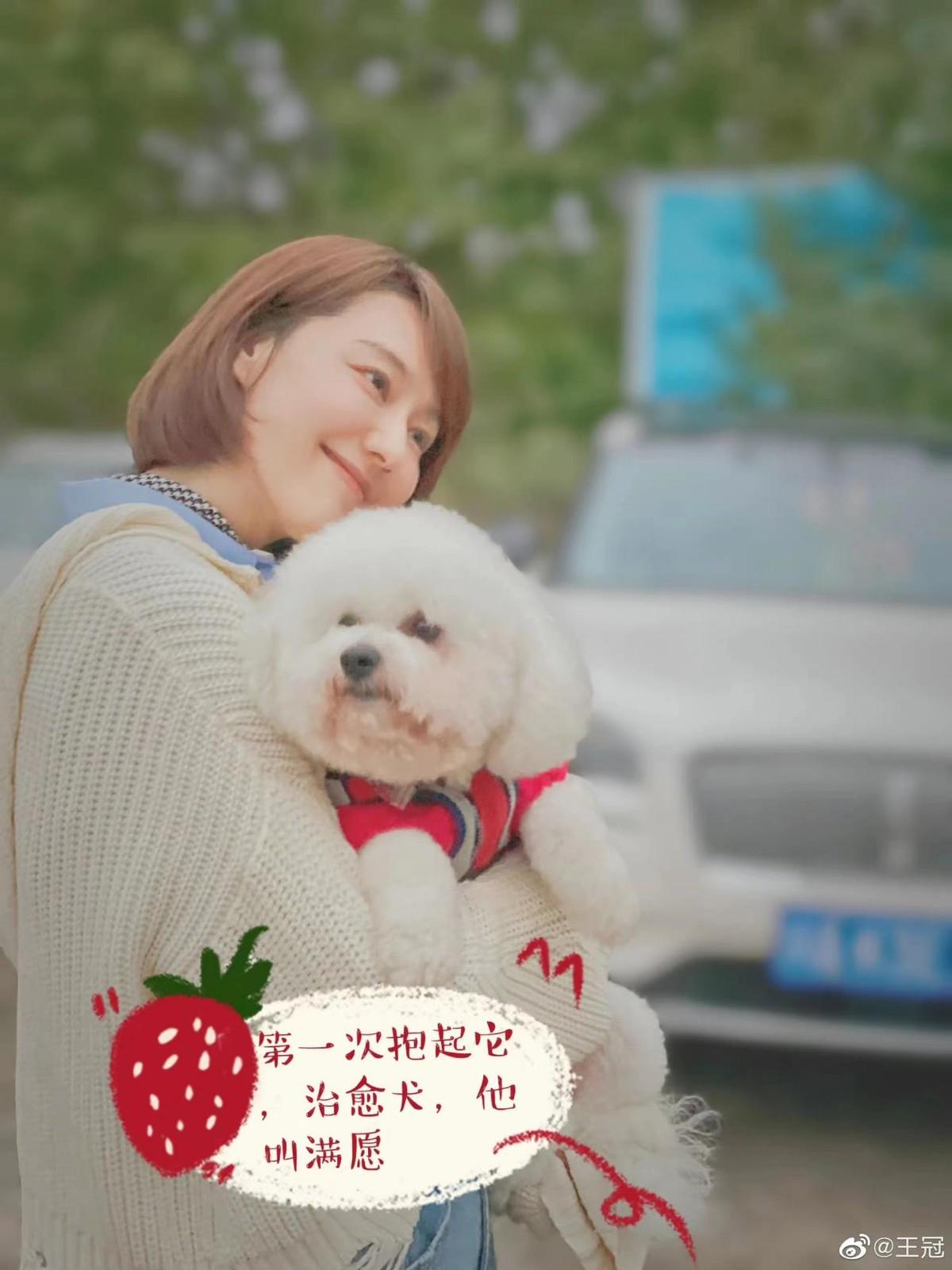 曹可凡|央视主持王冠:曾和曹可凡传绯闻,38岁依旧单身,婚姻让父母担忧!