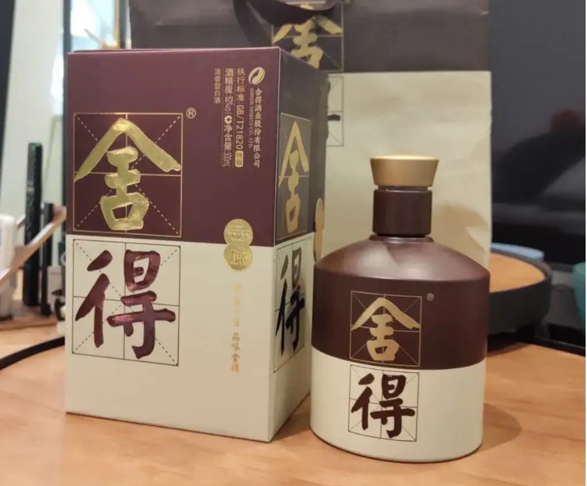 陕西是白酒“荒漠”？这几款“尴尬酒”在当地口碑一绝，你喝过吗