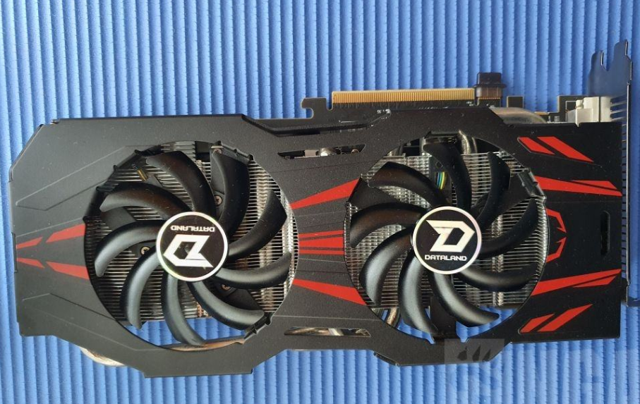 华为|在游戏方面,支持SLI的游戏并不多,专业卡跑满屏幕刷新率绰绰有余