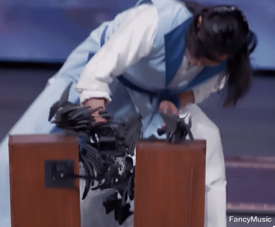 黄渤|《王牌7》成综艺热度之王,热搜不断,赢在2个亮点