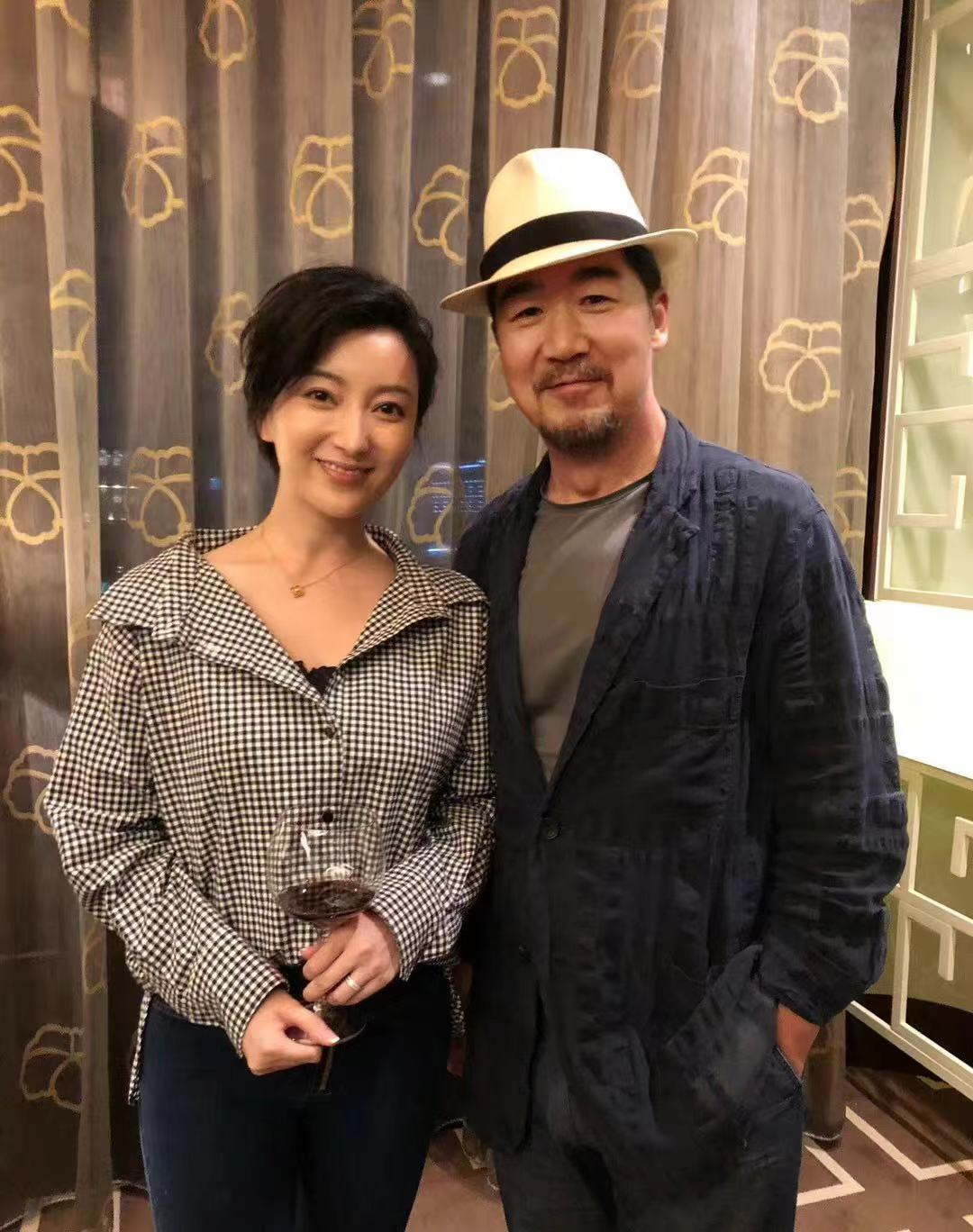 香港小姐|34岁港姐在国内秘密生子!老公是内地知名导演,彼此认识20多年