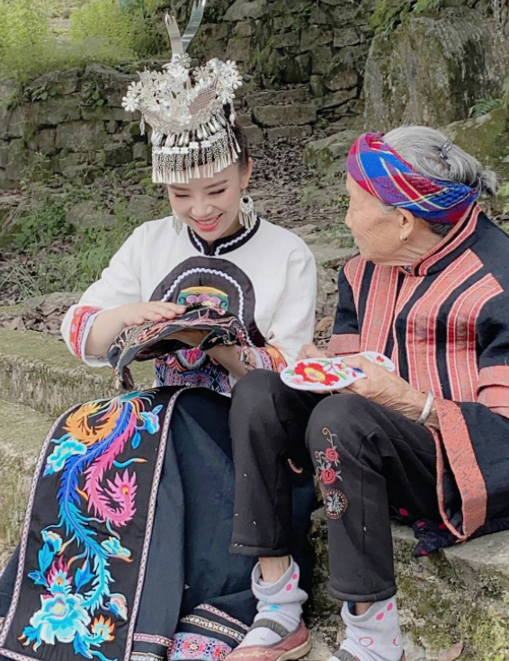 刘赛|盲人歌手刘赛：24岁获星光大道总冠军，军人丈夫愿意捐献眼睛