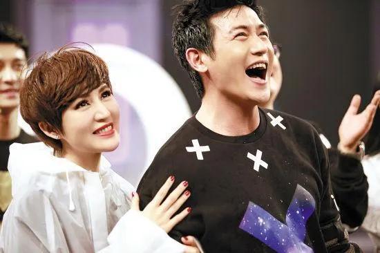 鲍蕾|鲍蕾自曝因思念陆毅得了“带状疱疹”!早前曾为爱与田海蓉互撕