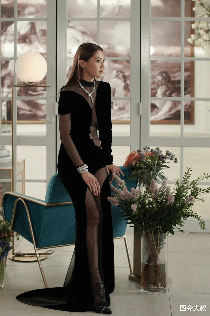 蔡依林|杨千嬅、邓紫棋自组公司，事业蒸蒸日上，周秀娜却“打回原形”