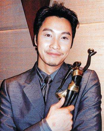 金像奖|网友评论金像奖:谭耀文拿奖之后 再无主流评审认同反派角色