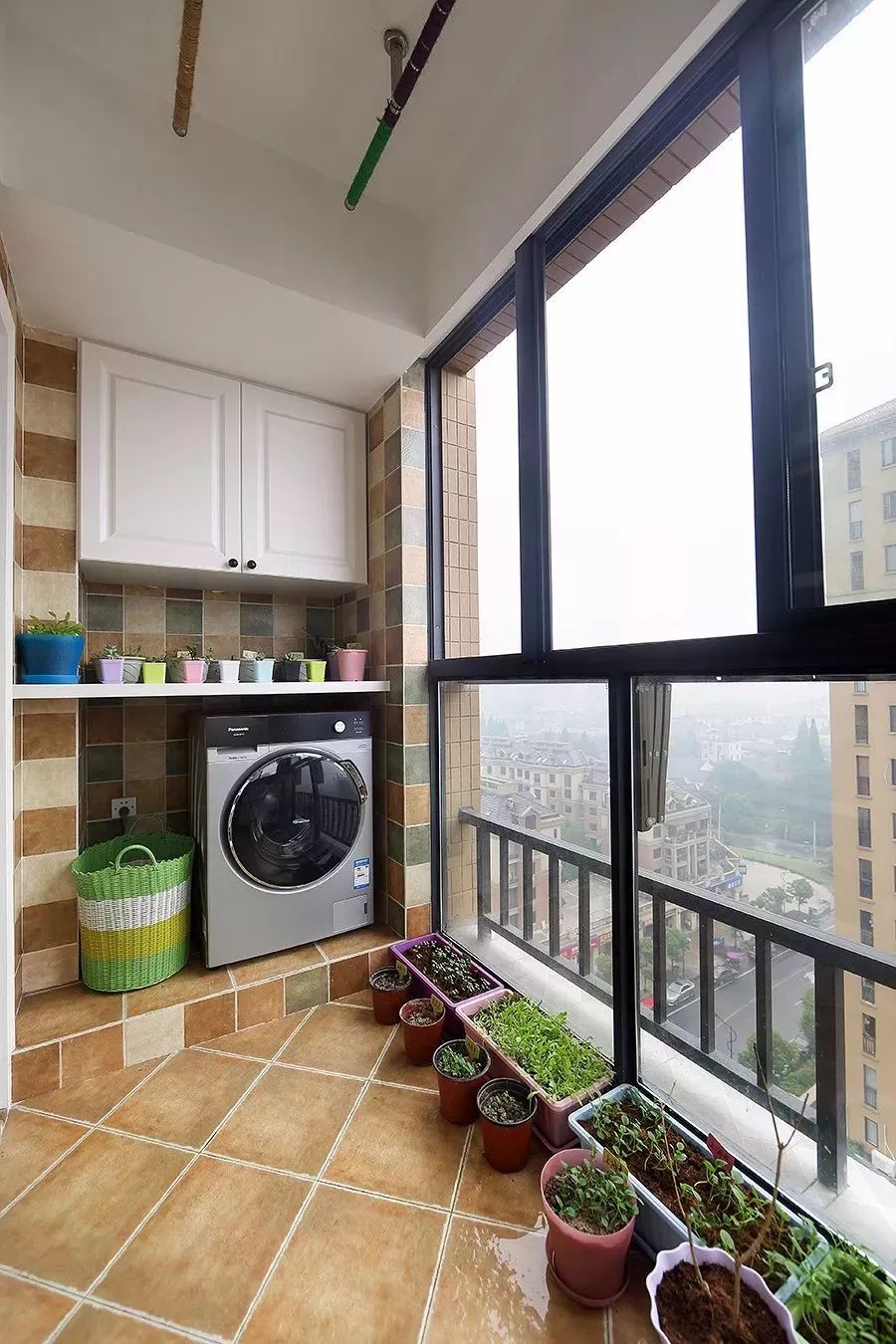 封闭式阳台的多种参考案例,好看实用!