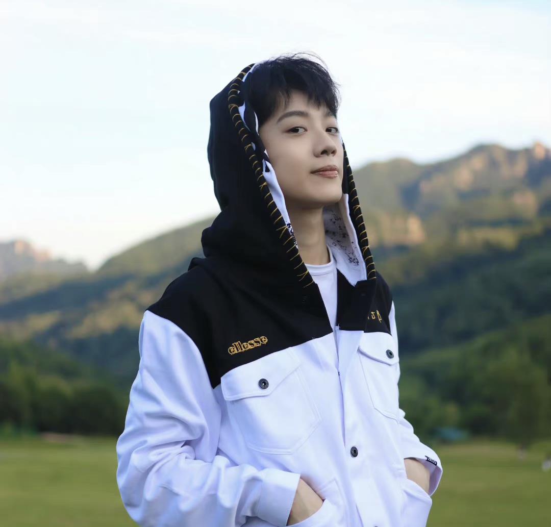 张凌赫|王一博綦美合，赵露思，张凌赫，赖冠霖，林一