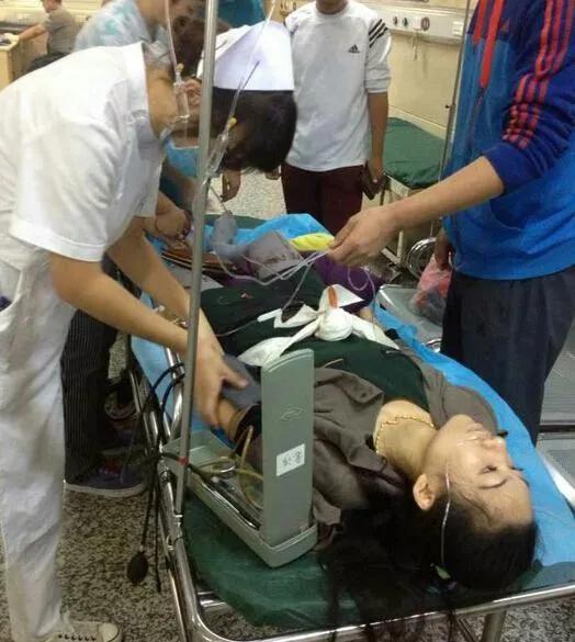 |为什么被匕首捅了,以现在的医学技术也很难救活,和古代差不多?