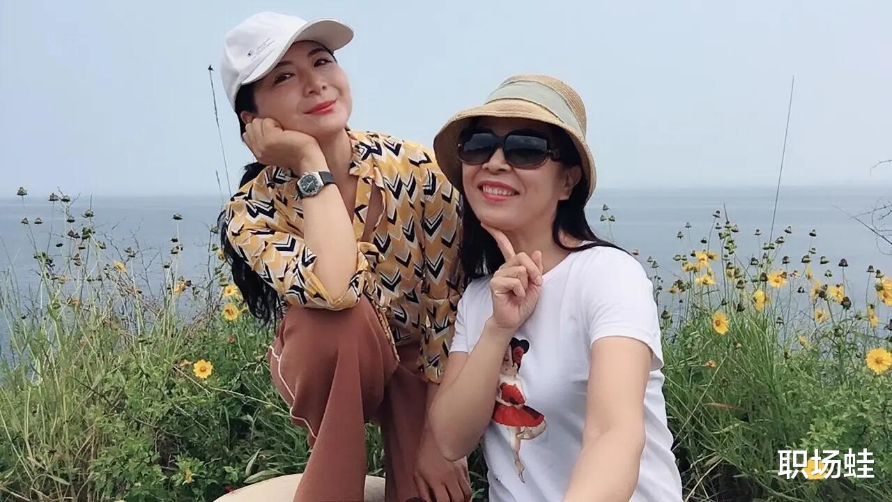 春夏穿搭|家里有妹妹的女孩，如何做职业规划？