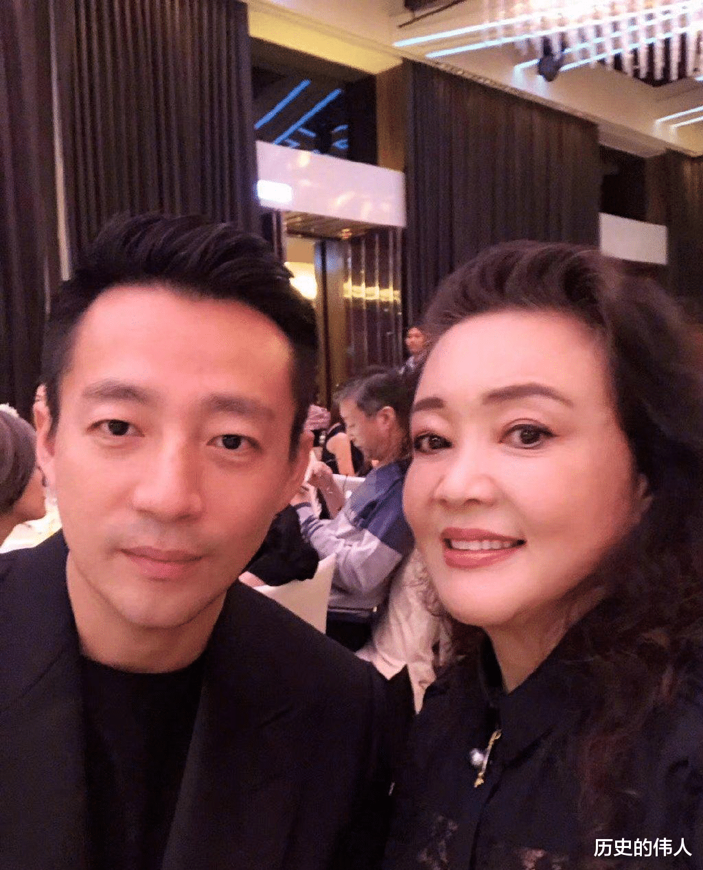 汪小菲|2011年汪小菲徐熙媛举办婚礼，王思聪发出质疑，汪：有你受罪那天