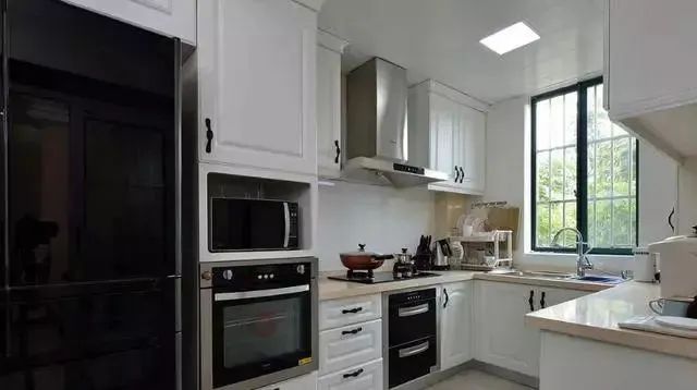 135平三室新房,一进门迷住了,这装修太漂亮挑不出一点毛病!