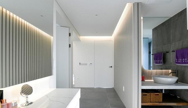 153的家,衣帽间、健身房、手办室一个不少,装成了理想的样子