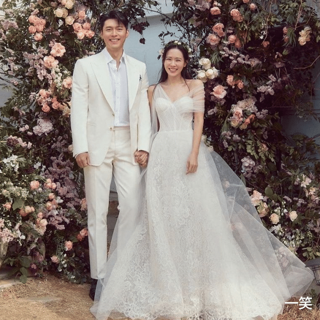 孙艺珍|孙艺珍与玄彬婚礼后首现身,素颜出镜超养眼,脸上幸福笑容藏不住