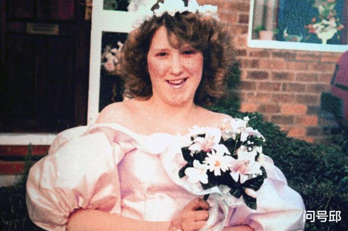 英国16岁少女被“朋友们”折磨致死,滥交糜烂的生活终究毁了她