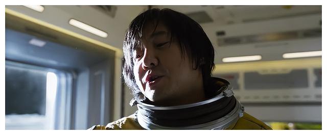 独行月球|独行月球:我没猜中开头,一如我没猜中结尾