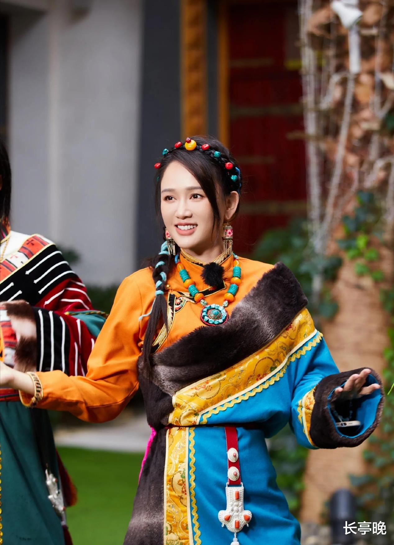 陈乔恩|陈乔恩霸气姐妹上线,告诉鲍蕾:别理陆毅,他懂个屁!